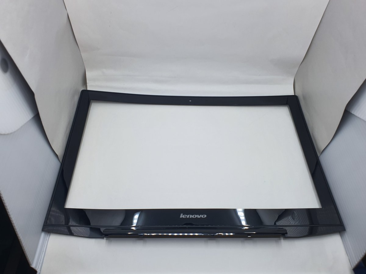 Lenovo LCD BEZEL Y50 - 70 WL Lenovo Y50 - 70 | Gigahertz