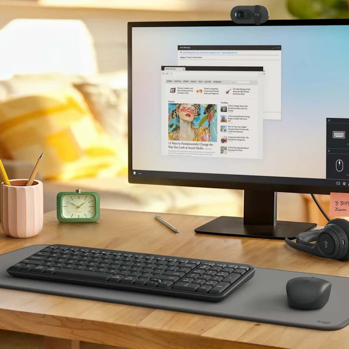 Logitech K250 Compact Wireless Keyboard with Numpad | 12-Month Battery | Multi-OS | Graphite