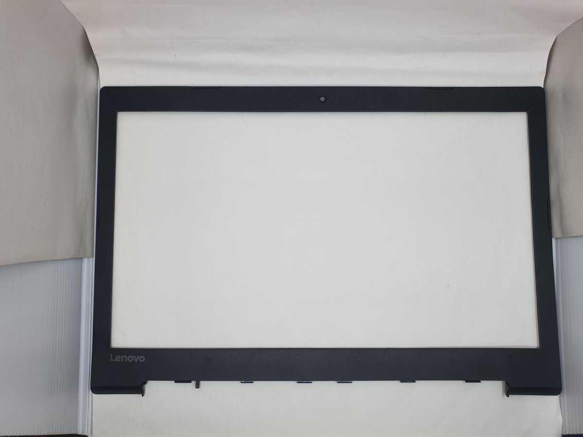 Lenovo LCD BEZEL 320 - 15IKB WL for Lenovo IdeaPad 320 - 15IKB | Gigahertz