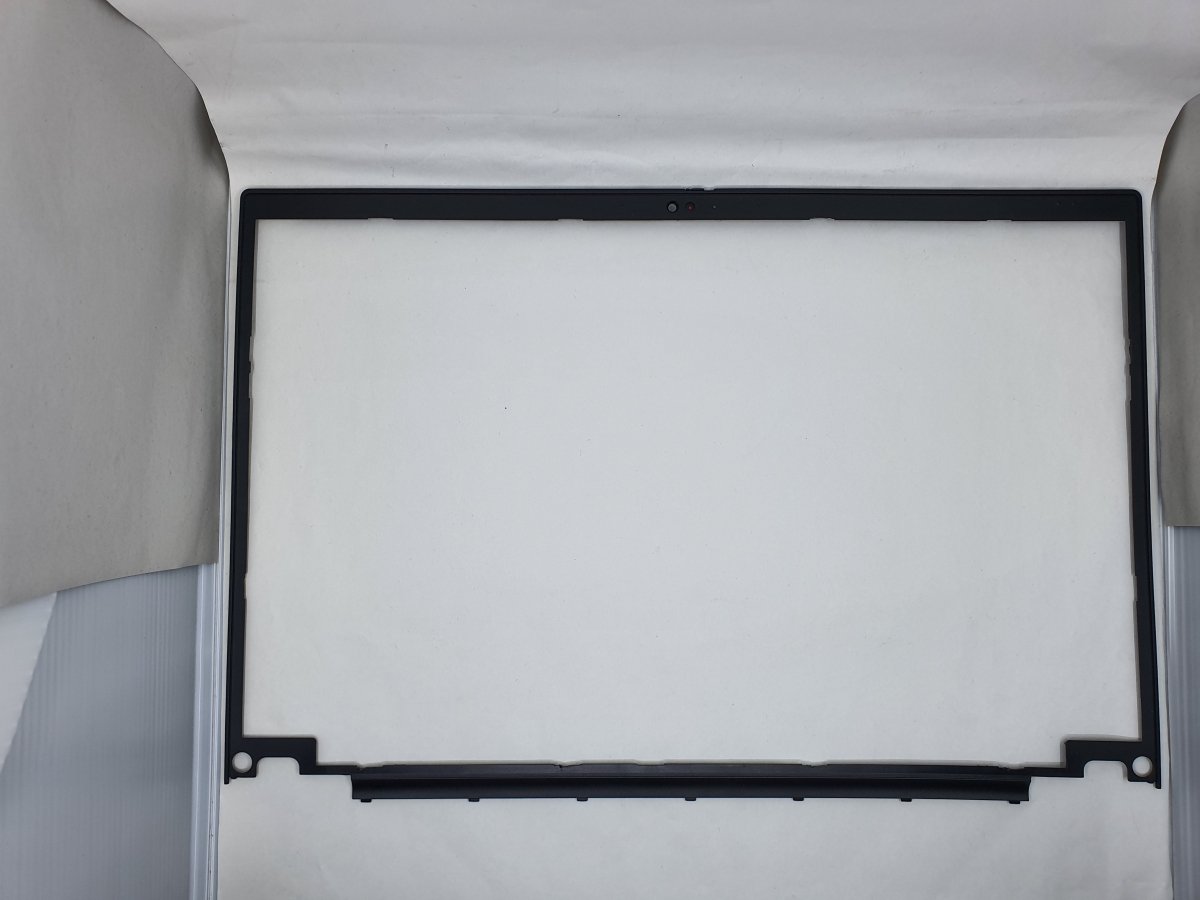 Lenovo LCD BEZEL P15s Gen 1 WL for Replacement - ThinkPad P15s Gen 1 (type 20T4 20T5) | Gigahertz