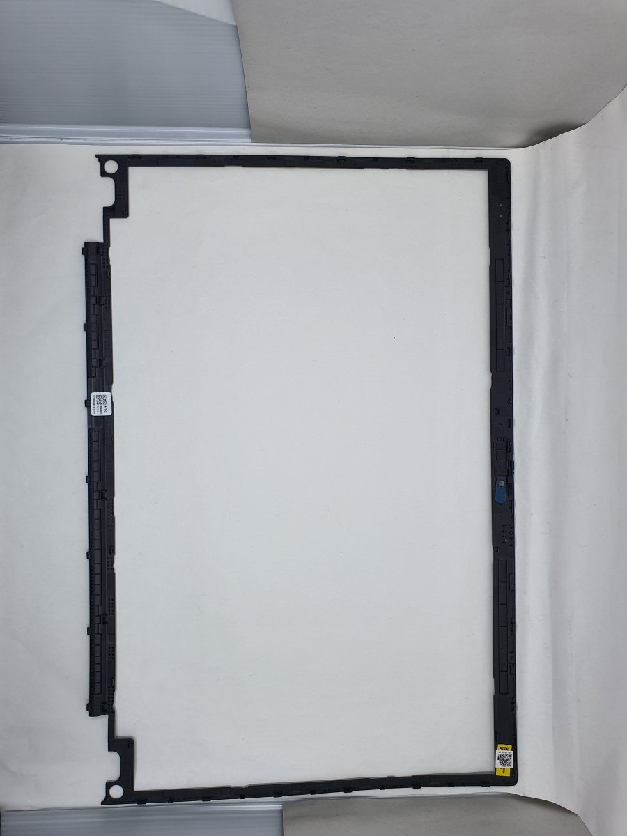 Lenovo LCD BEZEL P15s Gen 1 WL for Replacement - ThinkPad P15s Gen 1 (type 20T4 20T5) | Gigahertz
