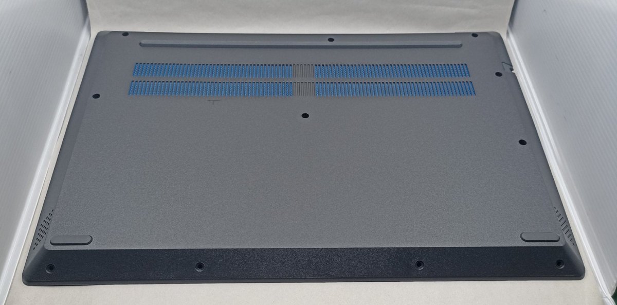 Replacement Bottom Case for Lenovo L340 - 15IRH WL | Gigahertz