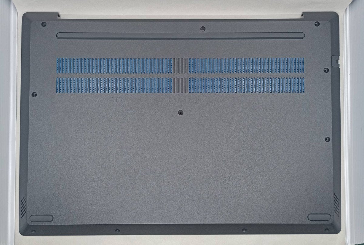 Replacement Bottom Case for Lenovo L340 - 15IRH WL | Gigahertz