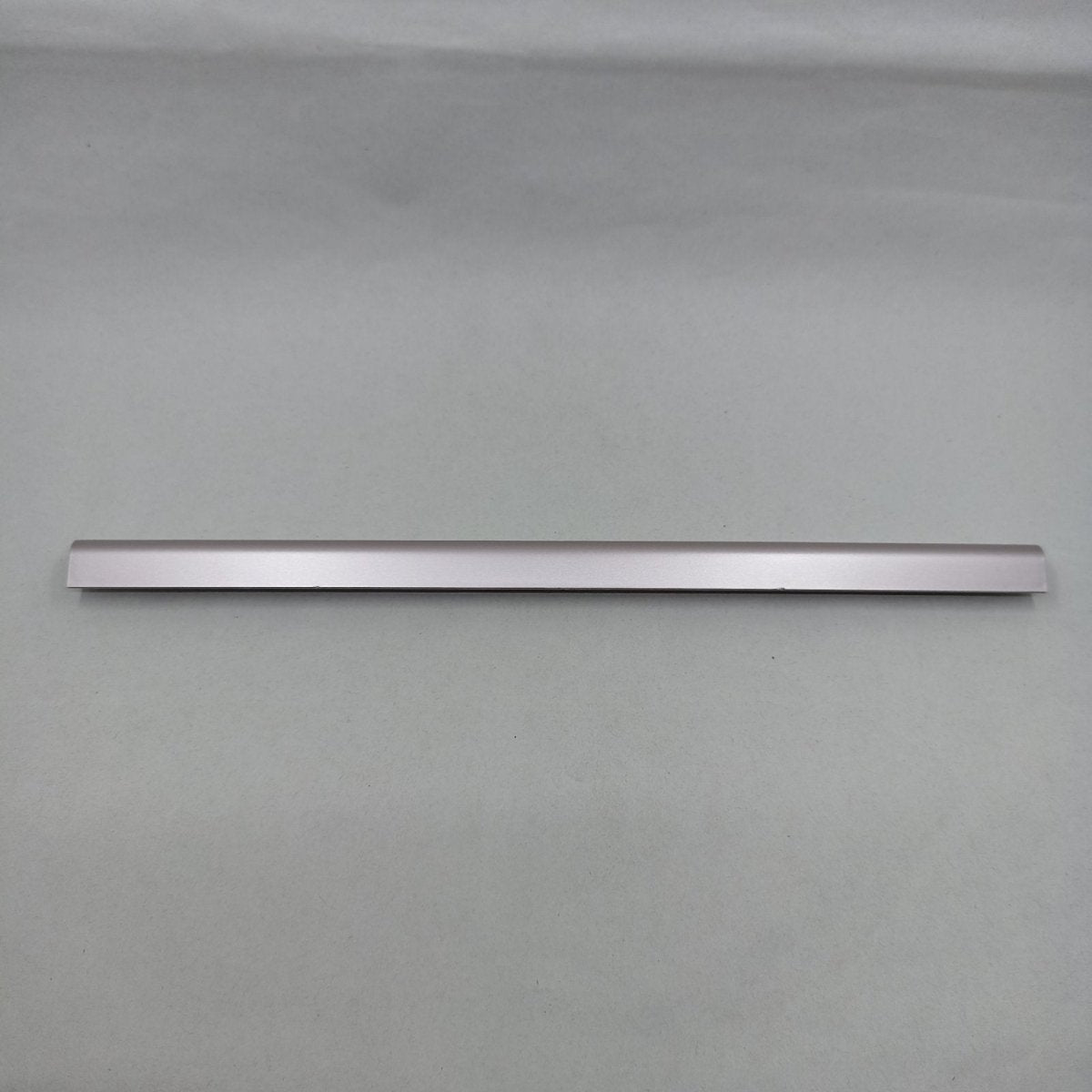 Replacement Hinge Cover for Asus UX303L WL | Gigahertz