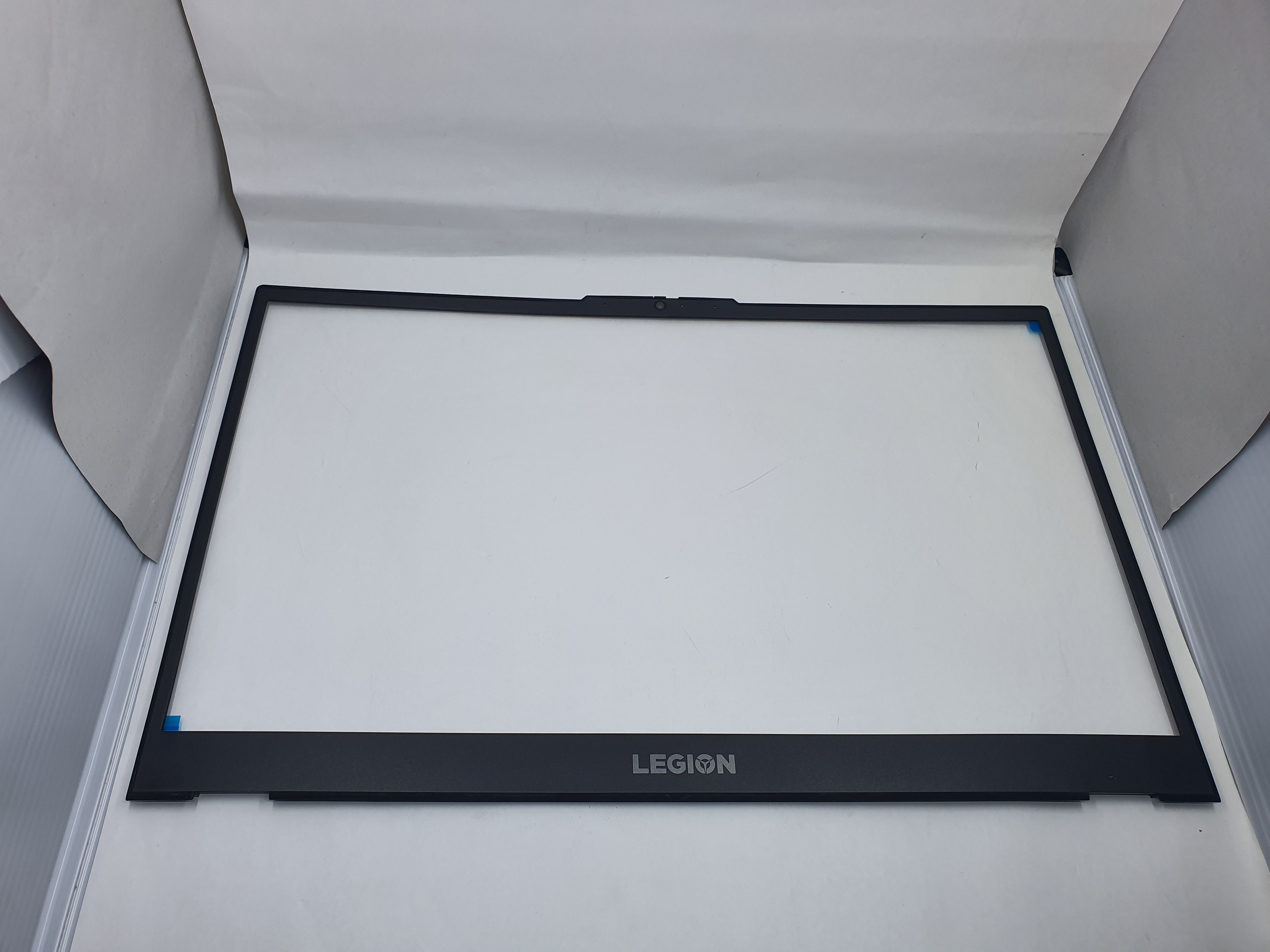 Lenovo LCD BEZEL Legion 5-15IMH05 WL for Replacement - Legion 5-15IMH05