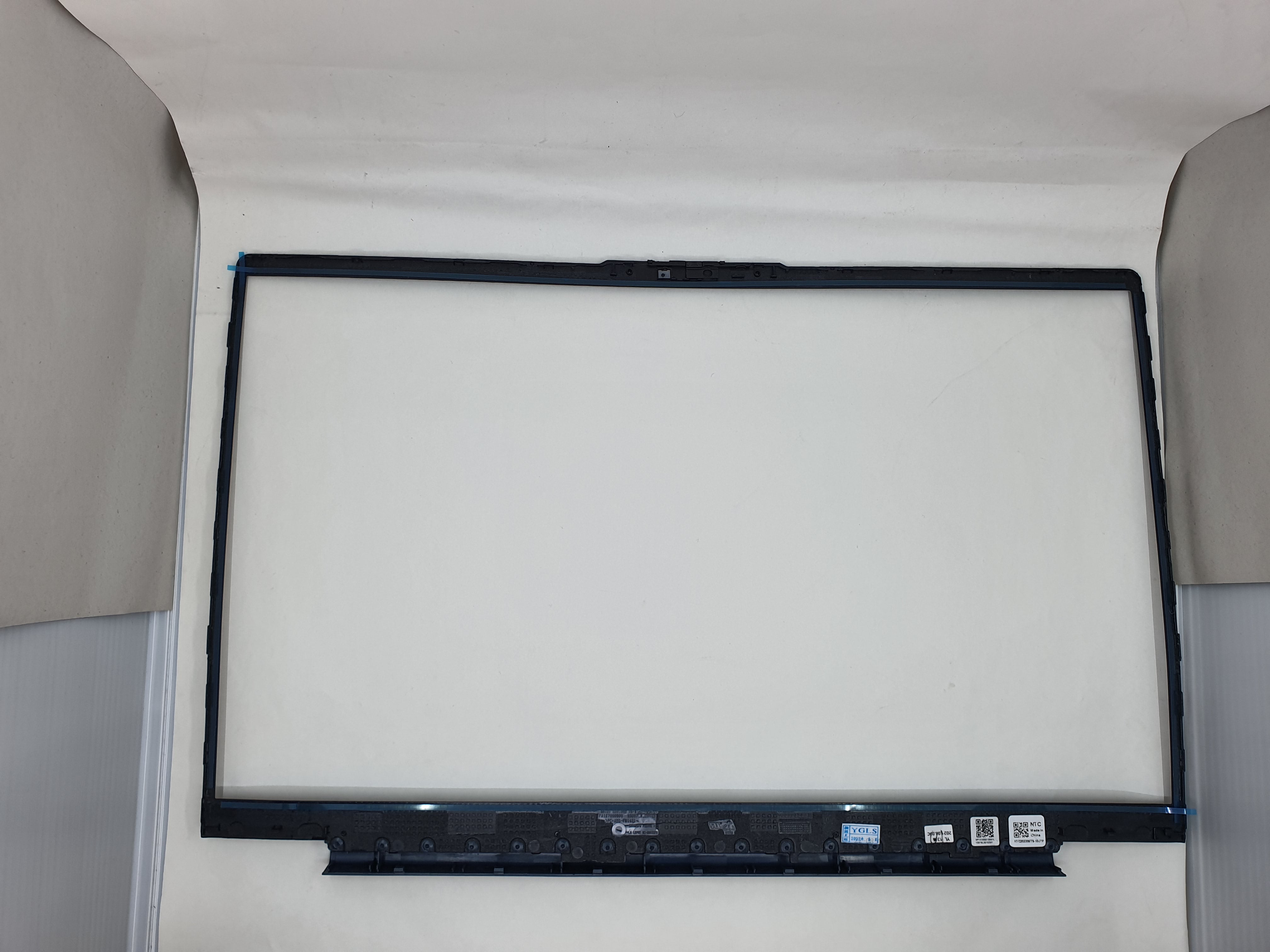 Lenovo LCD BEZEL IdeaPad 5-15IIL05 WL for Replacement - IdeaPad 5-15IIL05