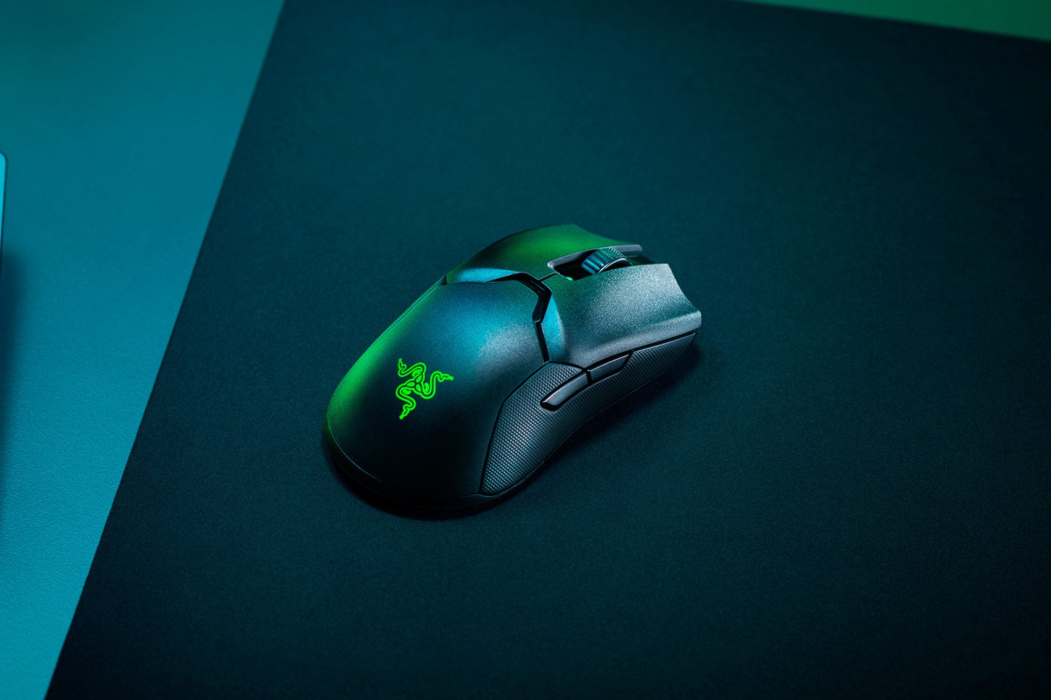 Razer Viper Ultimate Wireless Gaming Mouse